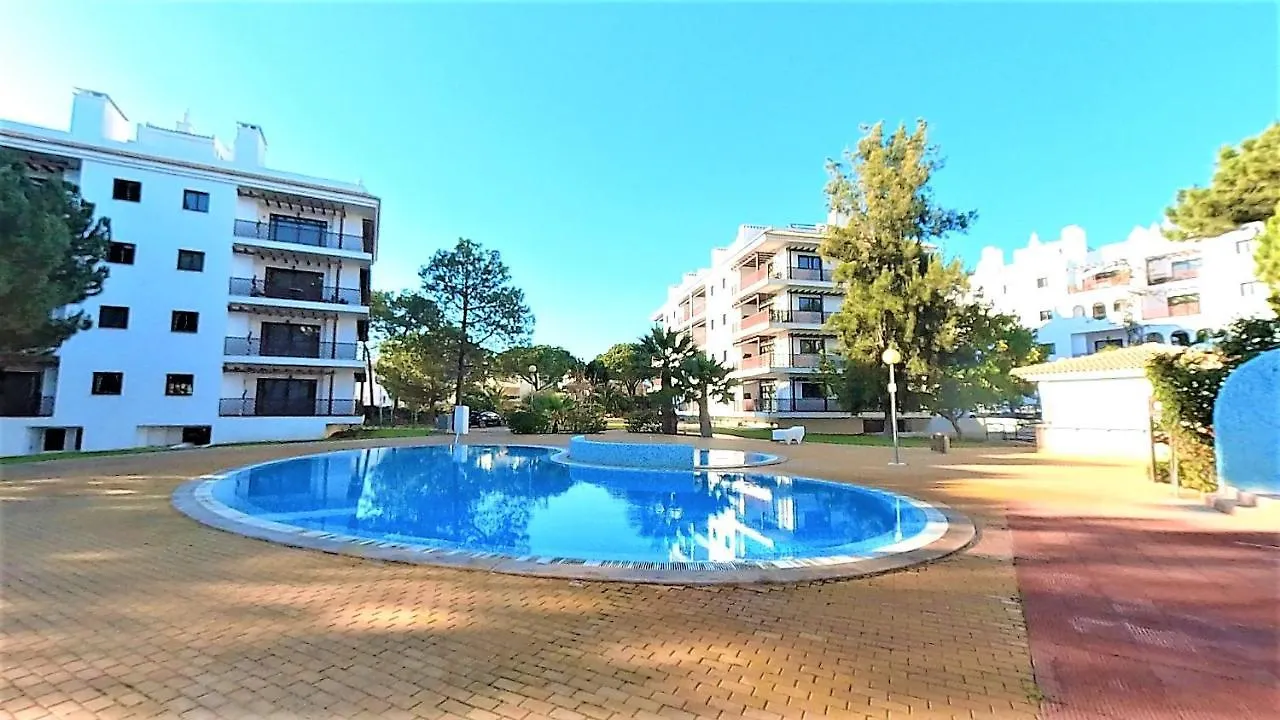 Apartamentos Pinheiro Sol Na Praia Da Falesia Albufeira Portugal